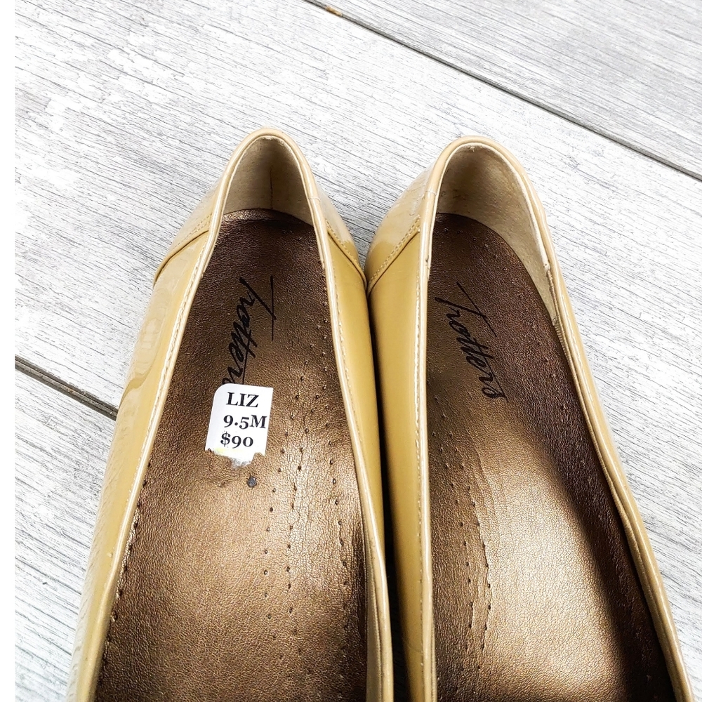NEW-TROTTERS LIZ WM 9.5M TAN PATENT LEATHER PUMP - Picture 6 of 7